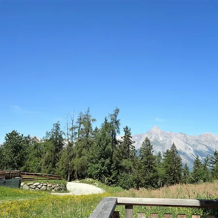 With Swimming Pool Access Апартаменты *