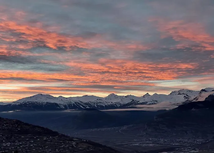 With Swimming Pool Access 公寓 *