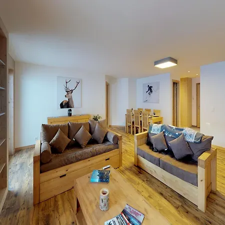 With Swimming Pool Access